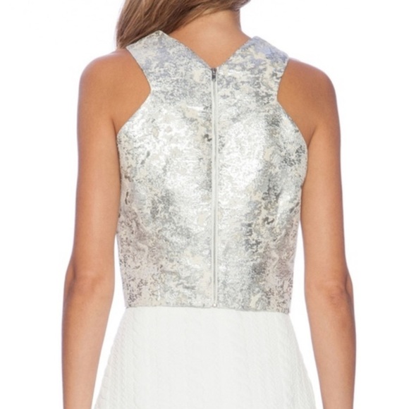 Line & Dot Cameron Crop Top Metallic Size Small - Picture 3 of 11